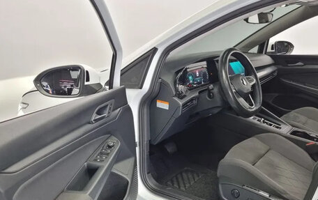 Volkswagen Golf VIII, 2022 год, 2 280 000 рублей, 11 фотография