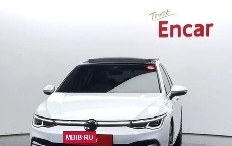 Volkswagen Golf VIII, 2022 год, 2 280 000 рублей, 3 фотография
