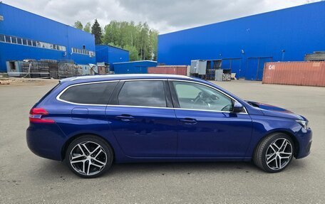 Peugeot 308 II, 2018 год, 1 400 000 рублей, 8 фотография