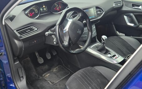 Peugeot 308 II, 2018 год, 1 400 000 рублей, 9 фотография