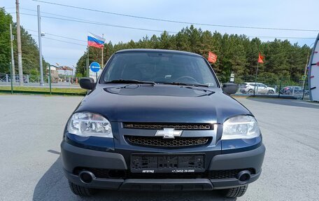 Chevrolet Niva I рестайлинг, 2011 год, 449 995 рублей, 2 фотография