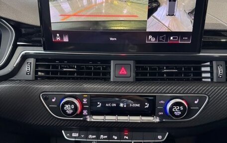 Audi RS 4, 2022 год, 6 850 000 рублей, 15 фотография