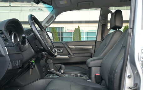 Mitsubishi Pajero IV, 2011 год, 2 345 990 рублей, 3 фотография