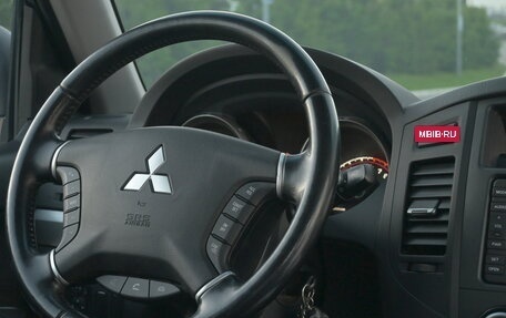 Mitsubishi Pajero IV, 2011 год, 2 345 990 рублей, 7 фотография