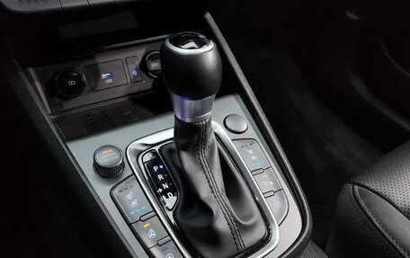 Hyundai Kona I, 2022 год, 2 150 000 рублей, 13 фотография