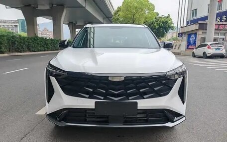 Geely Atlas, 2024 год, 2 100 000 рублей, 2 фотография