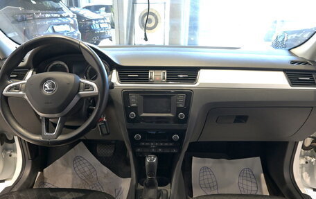 Skoda Rapid I, 2017 год, 1 488 990 рублей, 8 фотография
