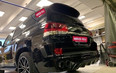 Toyota Land Cruiser 200, 2018 год, 5 000 000 рублей, 6 фотография