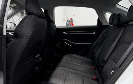 Geely Emgrand, 2024 год, 2 099 990 рублей, 14 фотография