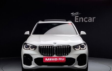 BMW X5, 2022 год, 9 790 000 рублей, 3 фотография