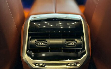 BMW 7 серия, 2023 год, 17 000 000 рублей, 26 фотография