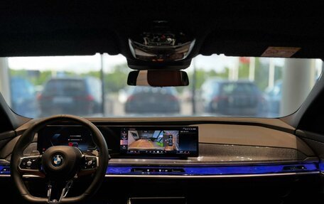 BMW 7 серия, 2023 год, 17 000 000 рублей, 19 фотография
