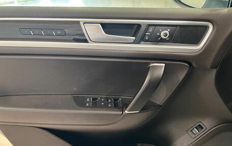 Volkswagen Touareg III, 2016 год, 4 100 000 рублей, 17 фотография