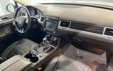 Volkswagen Touareg III, 2016 год, 4 100 000 рублей, 23 фотография