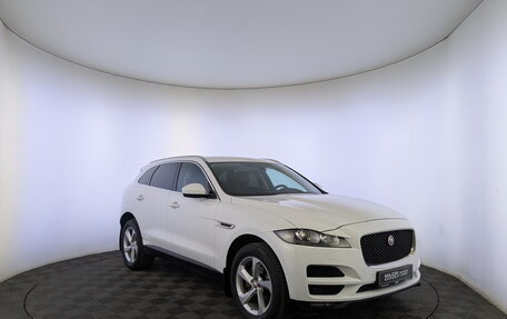 Jaguar F-Pace, 2019 год, 2 700 000 рублей, 3 фотография