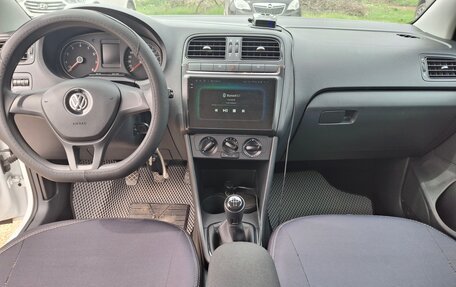 Volkswagen Polo VI (EU Market), 2019 год, 1 300 000 рублей, 23 фотография