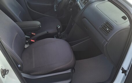 Volkswagen Polo VI (EU Market), 2019 год, 1 300 000 рублей, 32 фотография