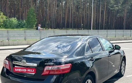 Toyota Camry, 2010 год, 1 125 000 рублей, 2 фотография