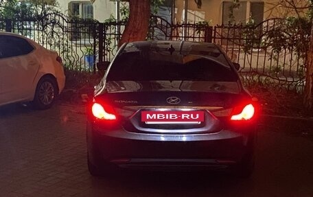 Hyundai Sonata VI, 2012 год, 1 000 000 рублей, 11 фотография