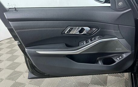 BMW 3 серия, 2019 год, 4 049 000 рублей, 9 фотография