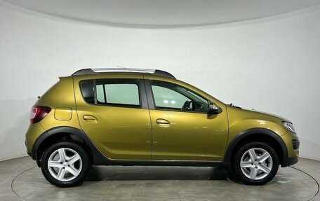 Renault Sandero II рестайлинг, 2017 год, 1 035 000 рублей, 5 фотография