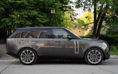 Land Rover Range Rover IV рестайлинг, 2024 год, 19 900 000 рублей, 3 фотография
