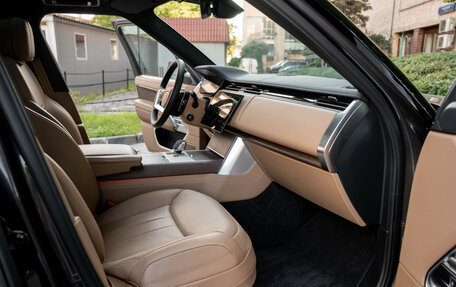 Land Rover Range Rover IV рестайлинг, 2024 год, 19 900 000 рублей, 24 фотография