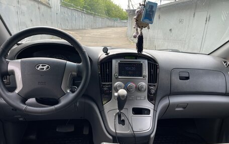 Hyundai Grand Starex Grand Starex I рестайлинг 2, 2010 год, 1 680 000 рублей, 10 фотография