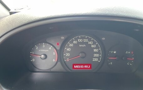 Hyundai Grand Starex Grand Starex I рестайлинг 2, 2010 год, 1 680 000 рублей, 13 фотография