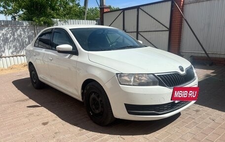 Skoda Rapid I, 2018 год, 1 050 000 рублей, 2 фотография