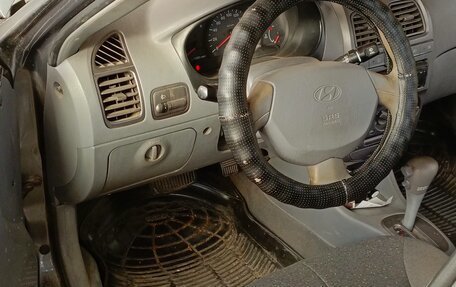 Hyundai Accent II, 2004 год, 295 000 рублей, 6 фотография