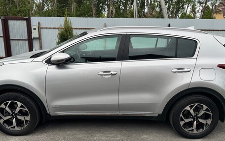 KIA Sportage IV рестайлинг, 2021 год, 2 650 000 рублей, 2 фотография