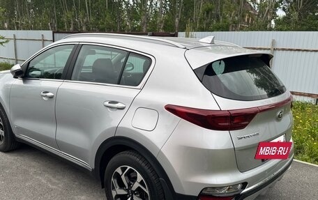 KIA Sportage IV рестайлинг, 2021 год, 2 650 000 рублей, 3 фотография