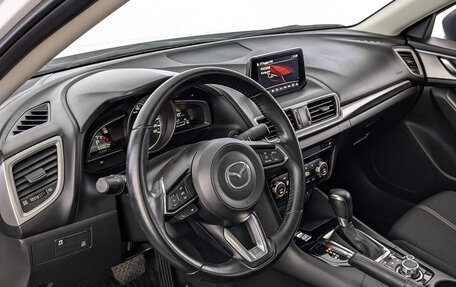 Mazda 3, 2019 год, 1 995 000 рублей, 15 фотография
