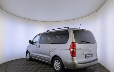 Hyundai H-1 II рестайлинг, 2016 год, 2 275 000 рублей, 7 фотография