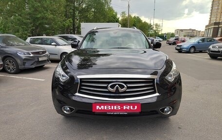 Infiniti QX70, 2015 год, 2 430 000 рублей, 5 фотография