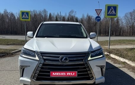Lexus LX III, 2016 год, 6 490 000 рублей, 1 фотография