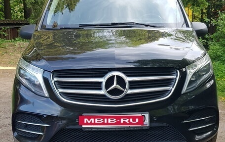 Mercedes-Benz Vito, 2016 год, 3 740 000 рублей, 3 фотография