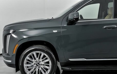 Cadillac Escalade V, 2025 год, 18 900 000 рублей, 16 фотография