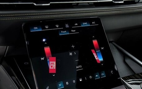 Cadillac Escalade V, 2025 год, 18 900 000 рублей, 19 фотография