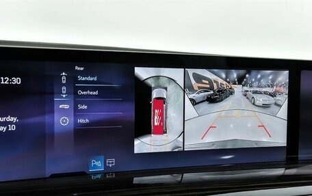 Cadillac Escalade V, 2025 год, 18 900 000 рублей, 17 фотография