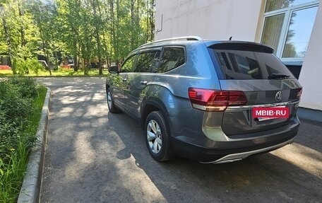 Volkswagen Teramont I, 2018 год, 3 000 000 рублей, 5 фотография