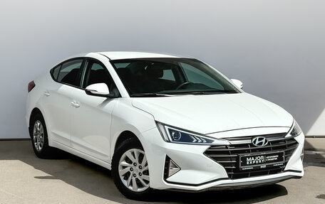 Hyundai Elantra VI рестайлинг, 2019 год, 1 680 000 рублей, 3 фотография