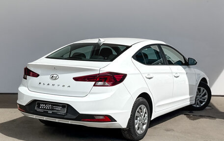 Hyundai Elantra VI рестайлинг, 2019 год, 1 680 000 рублей, 5 фотография