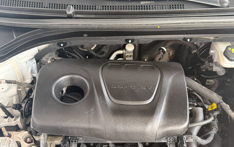Hyundai Elantra VI рестайлинг, 2019 год, 1 680 000 рублей, 9 фотография