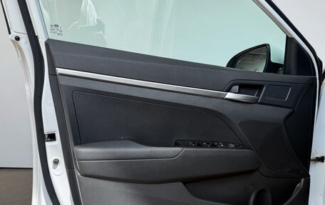 Hyundai Elantra VI рестайлинг, 2019 год, 1 680 000 рублей, 19 фотография
