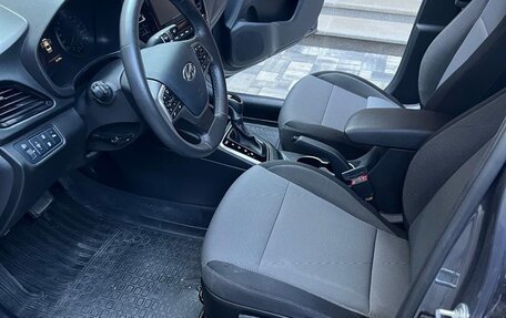 Hyundai Solaris II рестайлинг, 2021 год, 1 800 000 рублей, 6 фотография