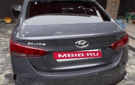 Hyundai Solaris II рестайлинг, 2021 год, 1 800 000 рублей, 9 фотография