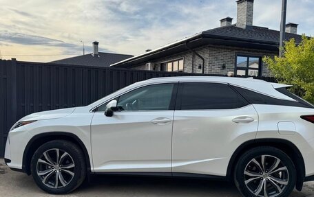 Lexus RX IV рестайлинг, 2017 год, 3 940 000 рублей, 3 фотография
