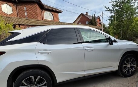 Lexus RX IV рестайлинг, 2017 год, 3 940 000 рублей, 4 фотография